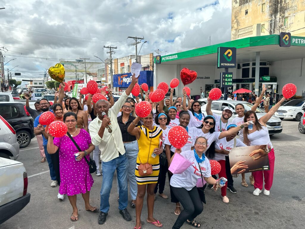 Itaberaba realiza caminhada de conscientização sobre prevenção de DSTs e ISTs