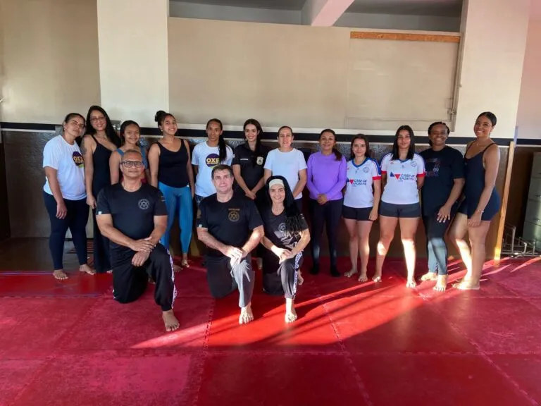 Polícia Civil promove treinamento de defesa pessoal no Agosto Lilás em Itaberaba
