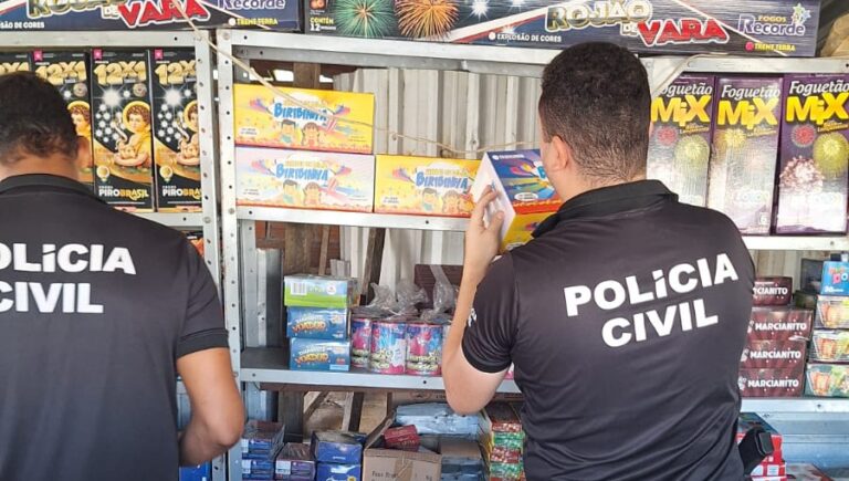 Polícia Civil apreende fogos clandestinos e vencidos durante operação em Itaberaba