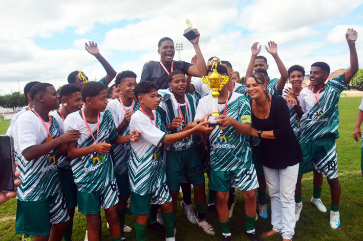 Seleção Sub-15 de Itaberaba vence Baixa Grande e avança na Copa 2 de Julho
