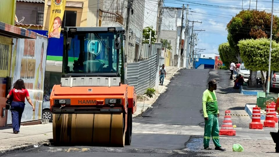 Itaberaba inicia pavimentação da Avenida Getúlio Vargas; investimentos no município ultrapassam R$ 130 milhões