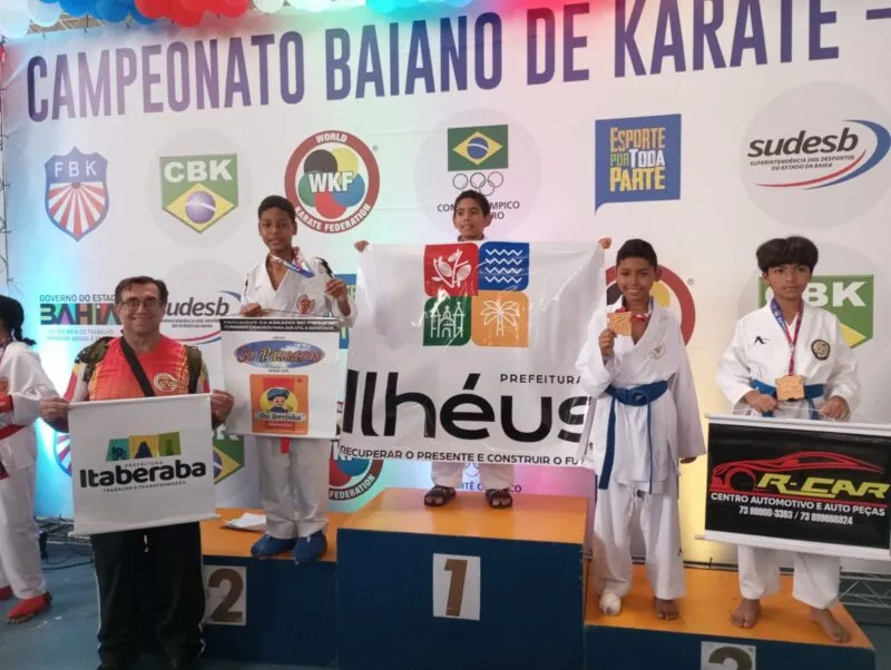Atletas da ASKADOI se destacam no Campeonato Baiano de Karatê 2025 e conquistam 14 medalhas