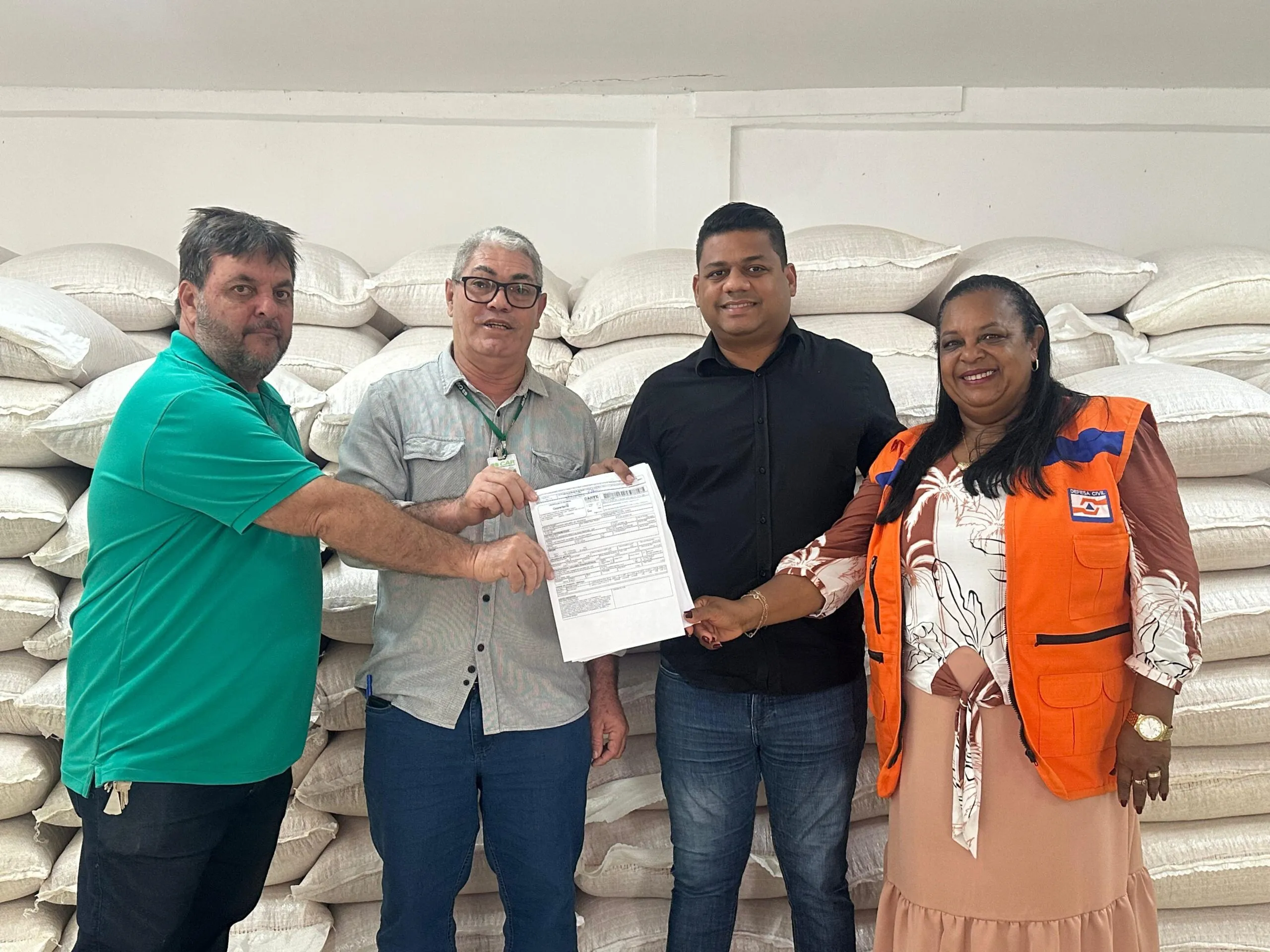 Itaberaba recebe mais de 73 toneladas de milho para apoiar pequenos criadores durante a estiagem