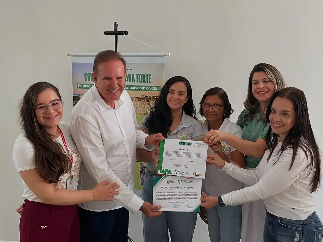Prefeitura de Iaçu certifica agroindústria Sendas da Caatinga com selos SIM e SISBI
